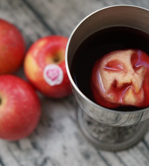 Shrunken PinKids® Apple Heads Punch