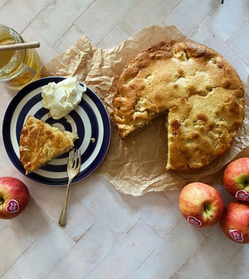 Pink Lady® apple and honey cake with whipped cream