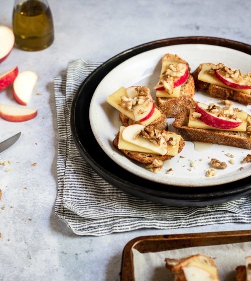 Pink Lady® Crostini with Cheddar, Honey and Walnut