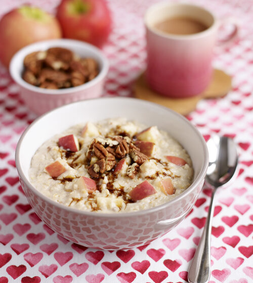 Apple Porridge with Pecans and Cinnamon